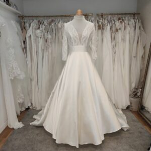 Robe de mariée princesse chic en satin - Depot vente -Toulouse